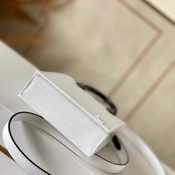 【原版皮】路易威登/LV Petit  Sac Plat手袋， Epi皮革浓缩经典设计，轻盈而充裕的构型可容纳手机等日常所需，可拆卸肩带实现手提，肩背和斜挎选择，款号：M69441