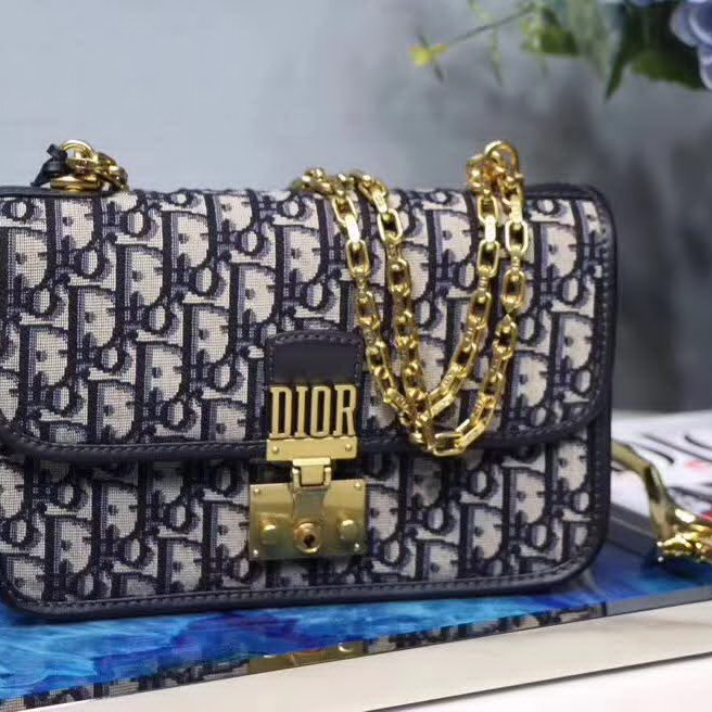 【原版皮】迪奥/Dior 肩背包，选用Oblique提花帆布搭配同色系牛皮皮革裁制而成，饰以品牌字母徽标锁扣