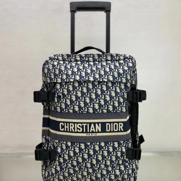 【原版皮】迪奥/Dior oblique 旅行箱，经典特制oblique老花布料自带高级感，因为是特制面料 所以箱子很轻，面料不会皱皱的哦，尺寸符合国际登机标准，容量颜值通通在线