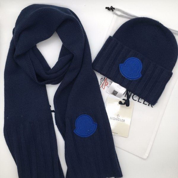 官网同步20秋季最新款-Moncler二​件套系‌列 围巾‎，帽子经‌典‎系‎列，精​致美感，精选毛线，手感超柔软，冬季必备款