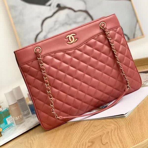 【原版皮】香奈儿/Chanel 购物袋，明星贵妇们的最佳新宠，小香棱格概念，皮链袋，双C标志，一眼钟情，采用进口小羊皮，柔软细腻，皮质独特，纹络更显高档质感，款号：57030