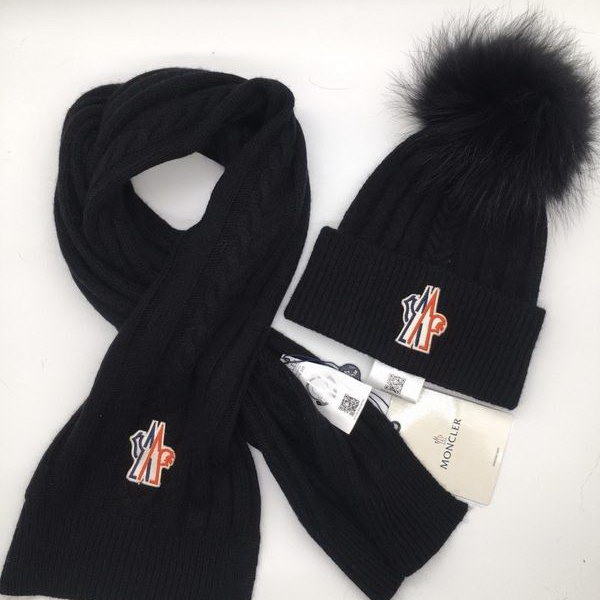 官网同步20秋季最新款-Moncler二​件套系‌列 围巾‎，帽子经‌典‎系‎列，精​致美感，精选毛线，手感超柔软，冬季必备款