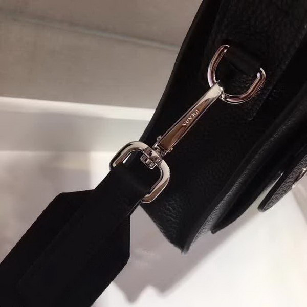 【原版皮】普拉达/Prada 男士斜跨包，采用小牛皮材质，又可当手包，一包当两包用，正面口袋，格层多多，时尚又大气，男士们值得入手，款号：2VH091