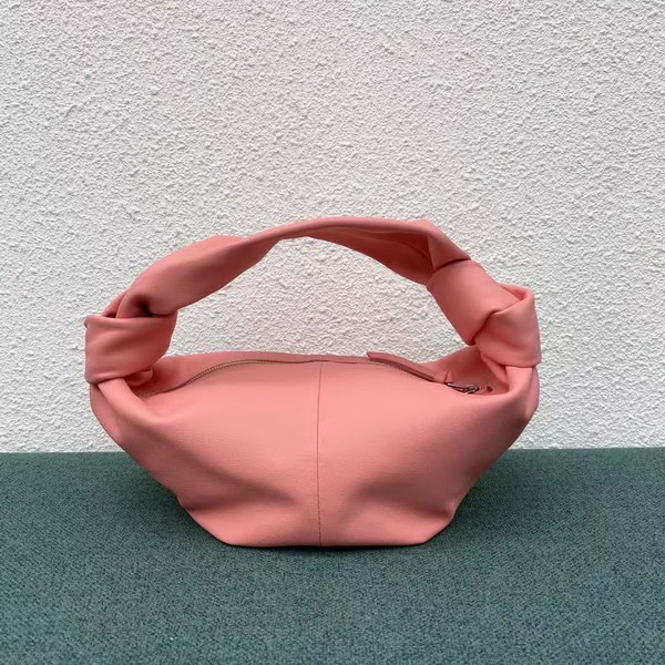 【原版皮】宝缇嘉/BV 打结包，饺子称号，仙女一定要入手，日常百搭，容量实在优秀，质感好的没得说，很能装哦，款号：629635